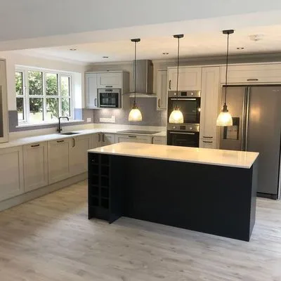 Pally Emergency Electrician Logo