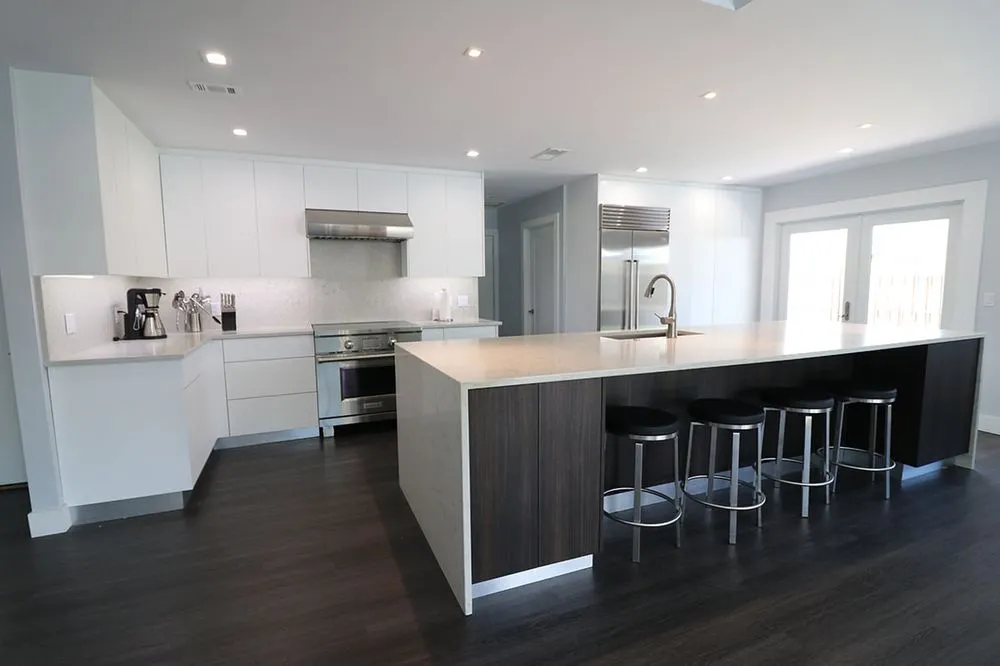 Professional outlet and switch repair service in Lake Worth, FL - Palm Beach FL Handyman
