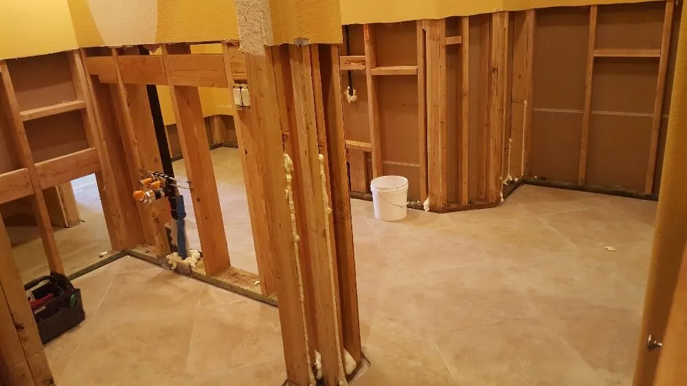 Emergency electrical service for homes in electrical repair,  by 