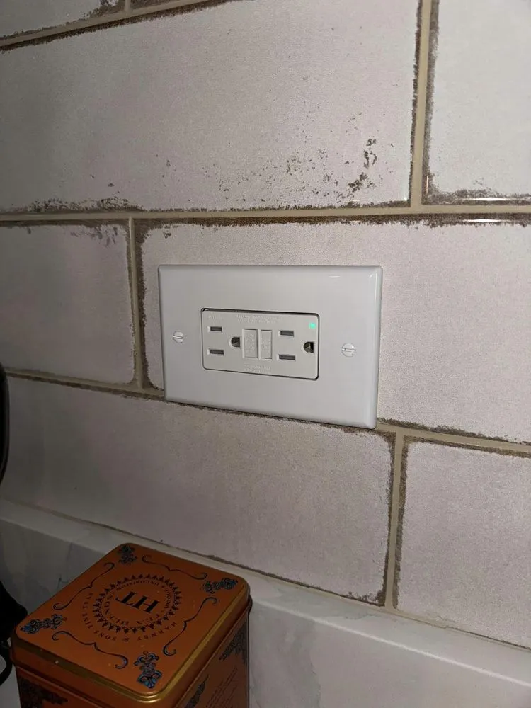 Slide of Palms Electrician Service