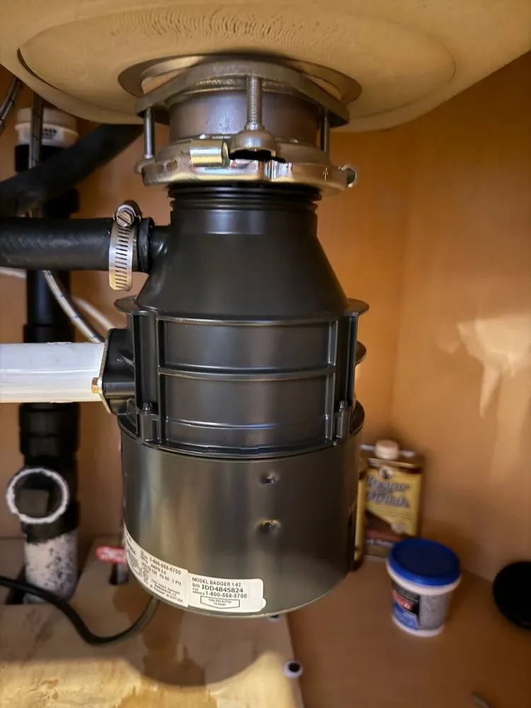 Slide of Papa Carlo Handyman Service