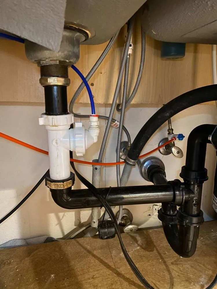 Slide of Papa Carlo Handyman Service