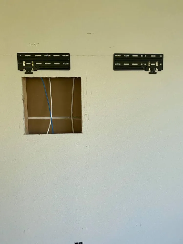 Slide of Papa Carlo Handyman Service