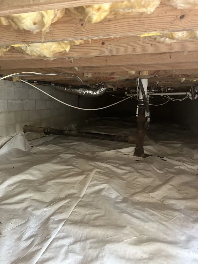 Licensed electrician providing wiring installation in Charleston, TN - Papaw’s Handyman Services