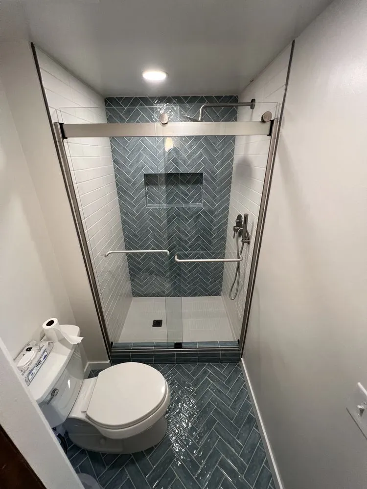 Slide of Papo Construction