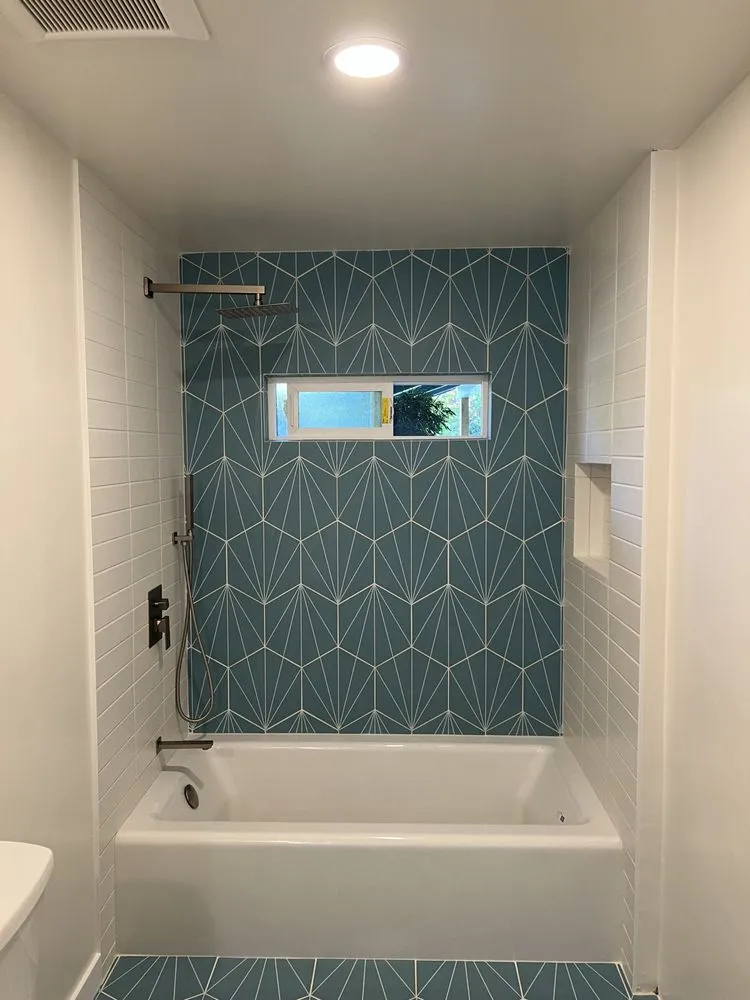 Slide of Papo Construction