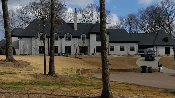 Slide of Par Electric