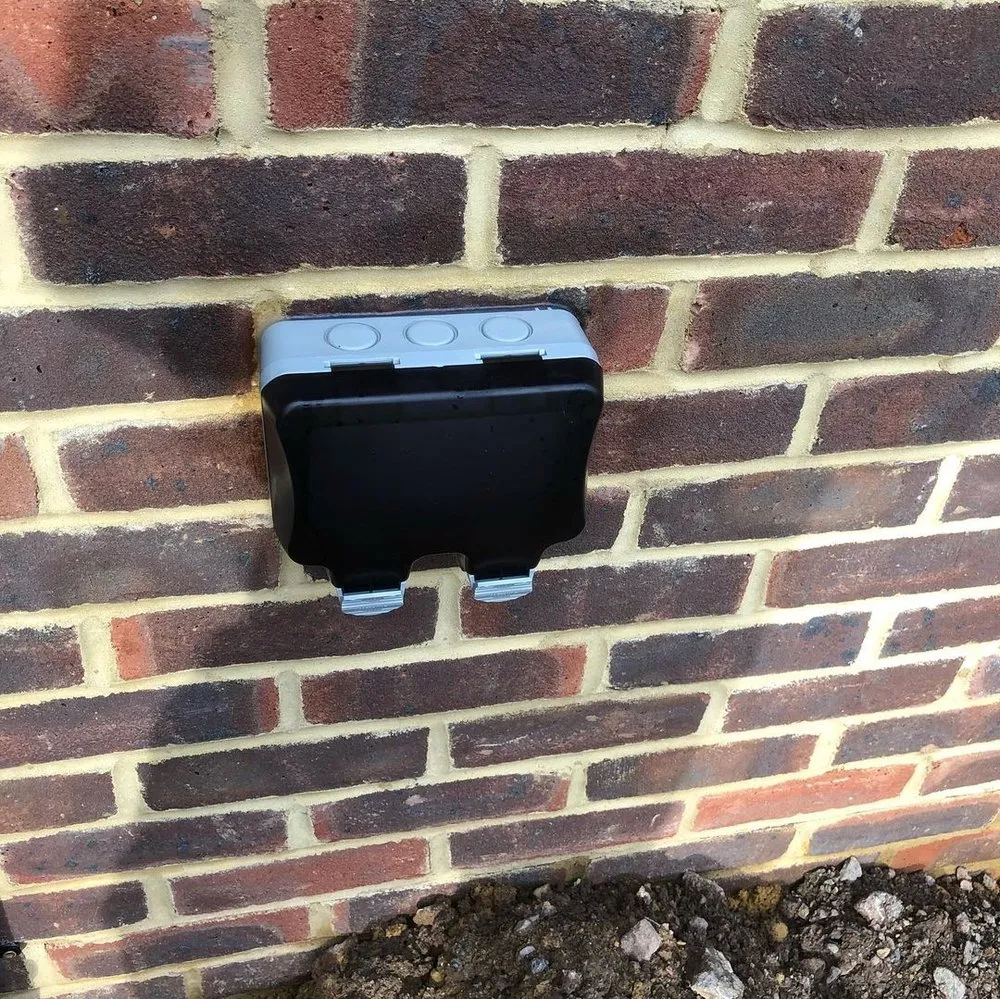 Slide of Paradox Licensed Electrician