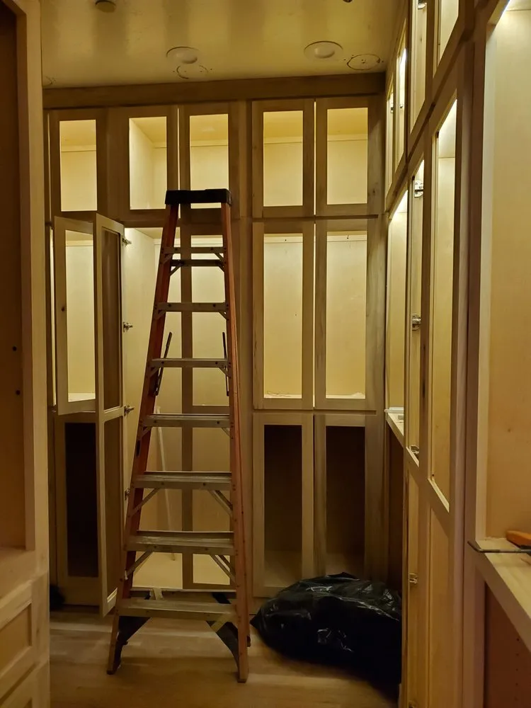 Slide of Paramount Electrical Services