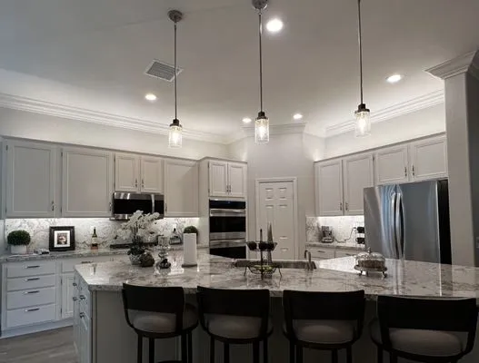 Paramount Electrical Logo