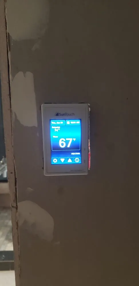 Professional electrician providing emergency electrical service in Kingwood, TX - Parco Electric