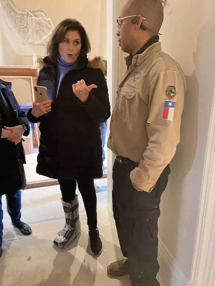 Slide of Park Cities Electrical