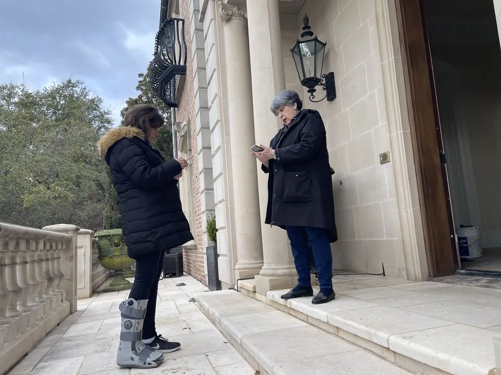 Slide of Park Cities Electrical