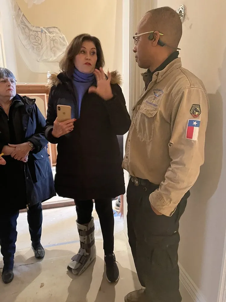 Expert electrical service for homes in emergency electrical service, by