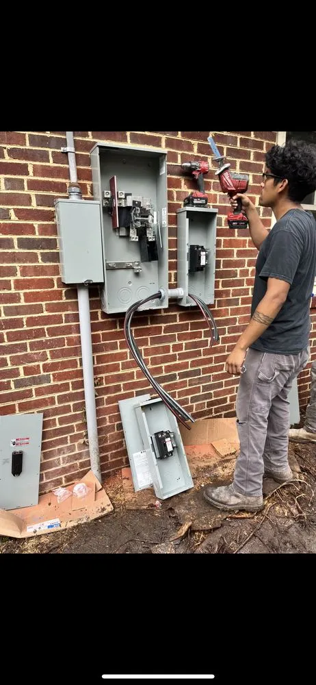 Trusted electrician providing circuit breaker repair in Henrico, VA - Parrish Electrical