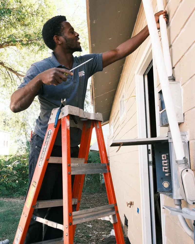 Reliable electrician providing lighting installation in ,