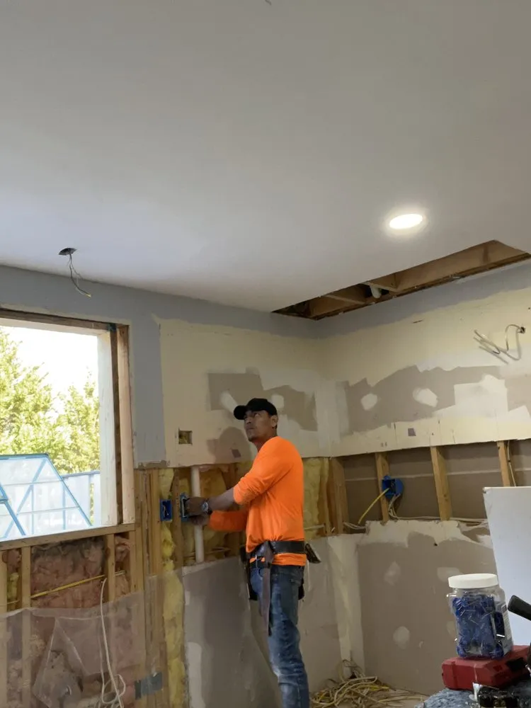 Slide of PAT ELECTRICAL SERVICES