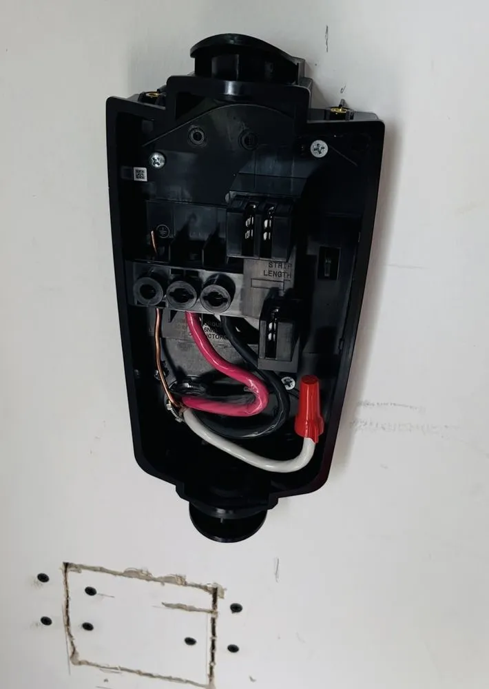 Slide of PAT ELECTRICAL SERVICES