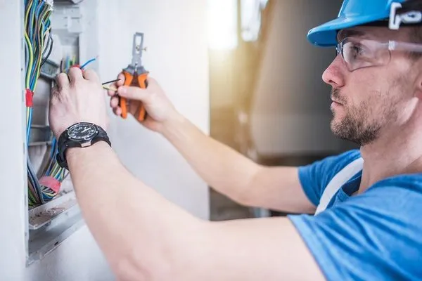 Pat's Electrical Service