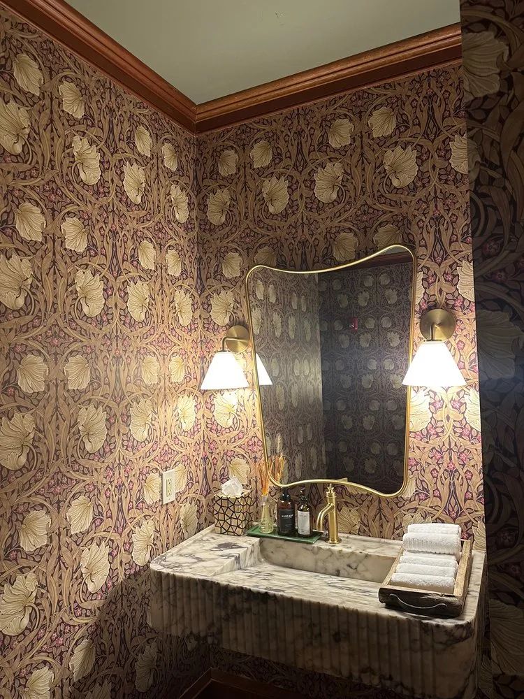 Slide of Pat's Electrical Solutions