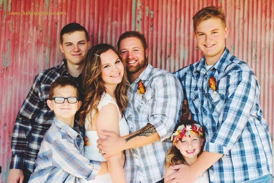 Licensed electrical service for homes in electrical repair, by