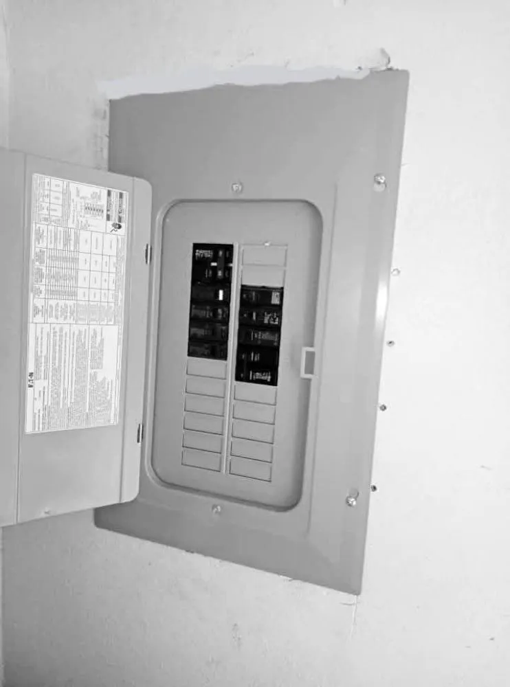 Slide of Patty's Brighthouse Lighting And Electric