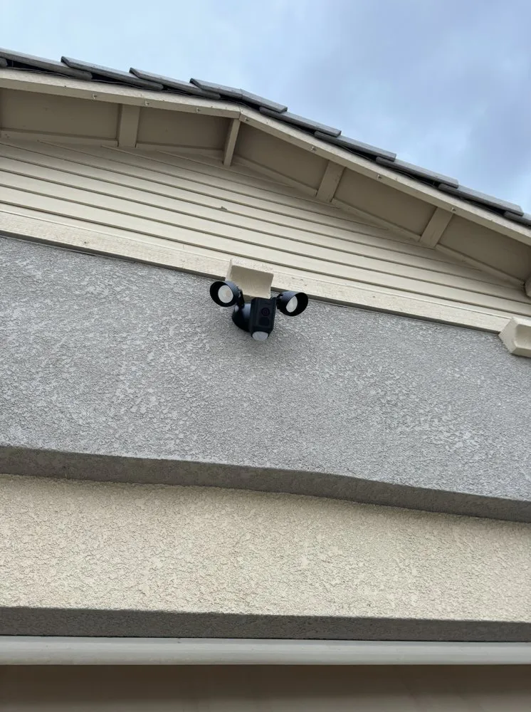 Slide of Paulo Electrical