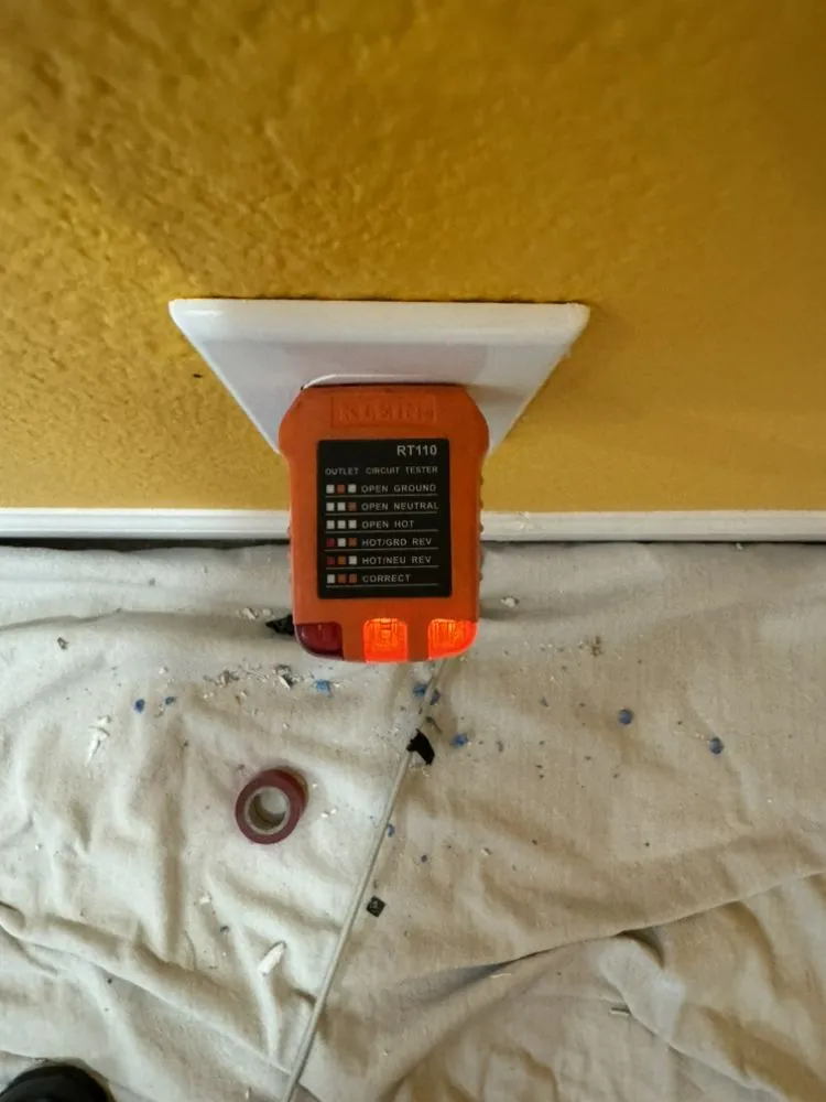 Slide of Paulo Electrical