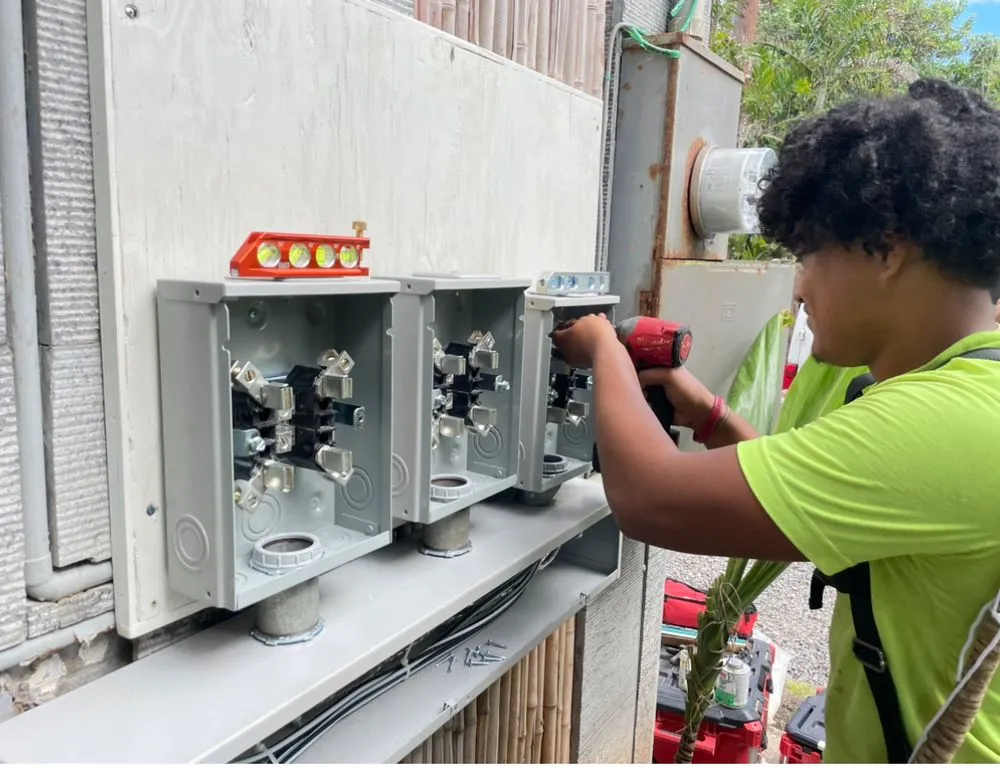 Slide of Paumalu Electric