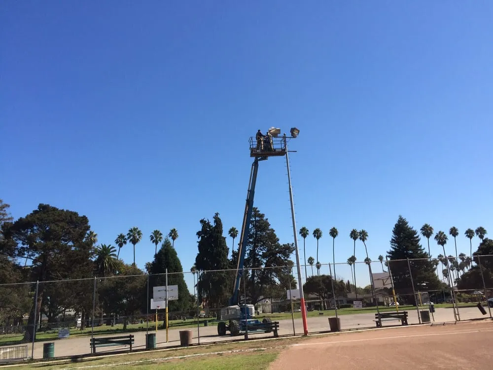 Slide of Pavao Electric