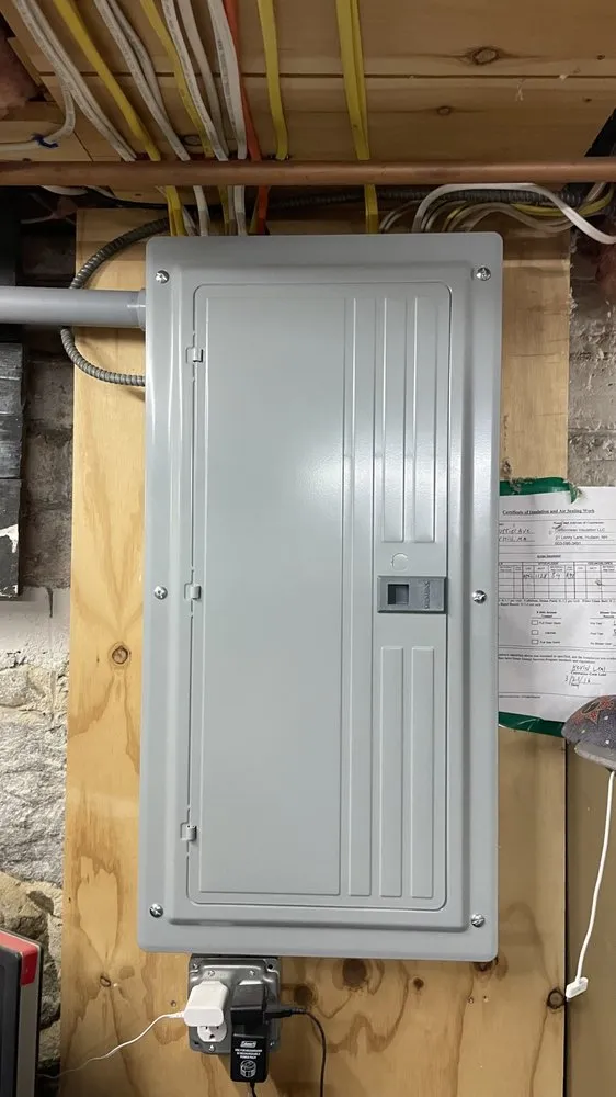 Slide of Pawel Everly Electric