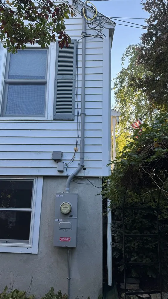 Slide of Pawel Everly Electric