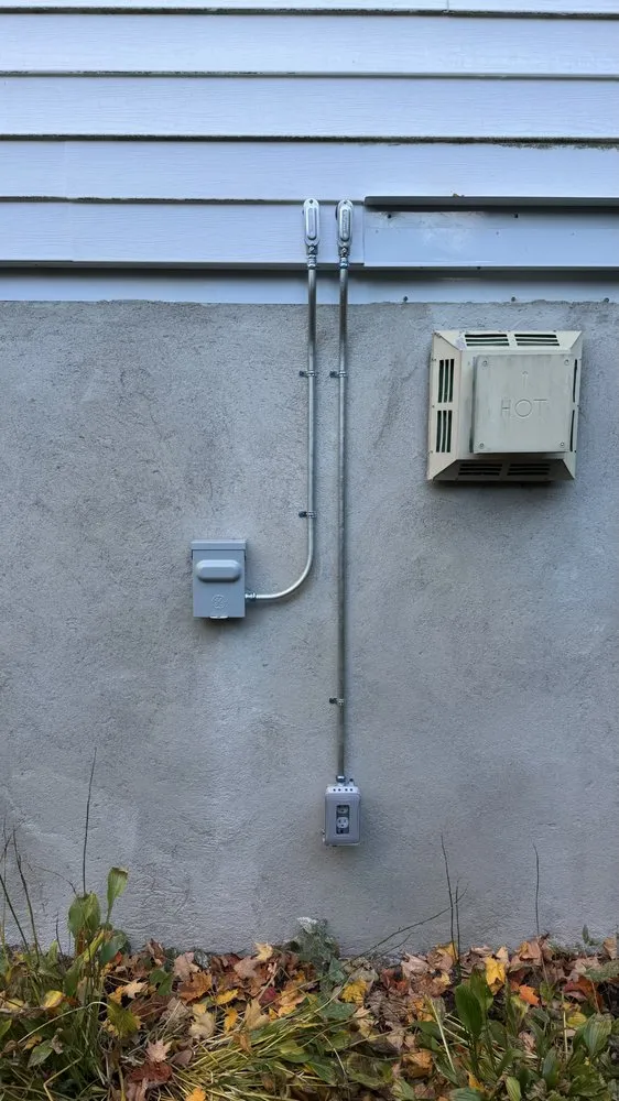 Slide of Pawel Everly Electric