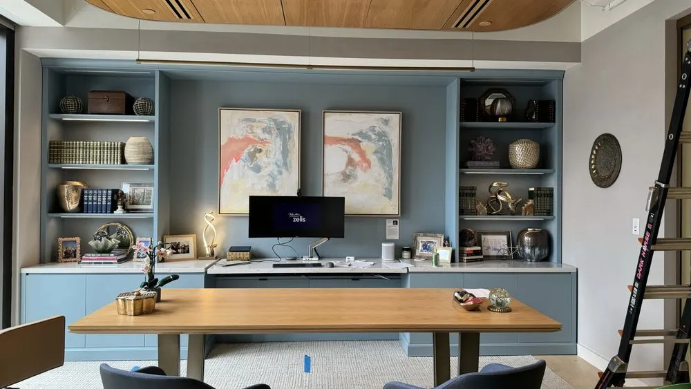 Slide of Pawel Everly Electric