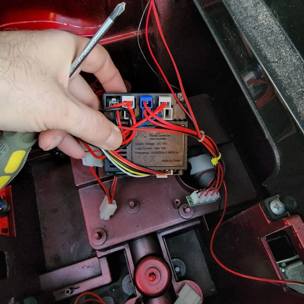 Slide of Payam's Handy Man and Electrician