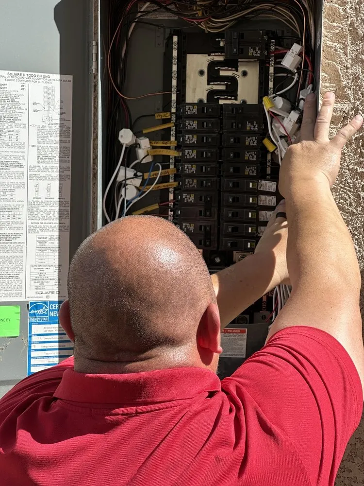 Emergency outlet and switch repair service in ,  - PDQ Electric