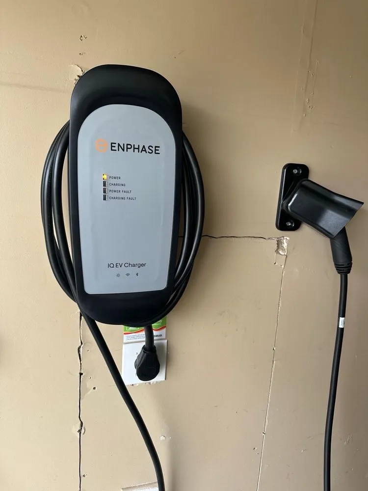 Certified lighting installation service in ,  - Peach Electric