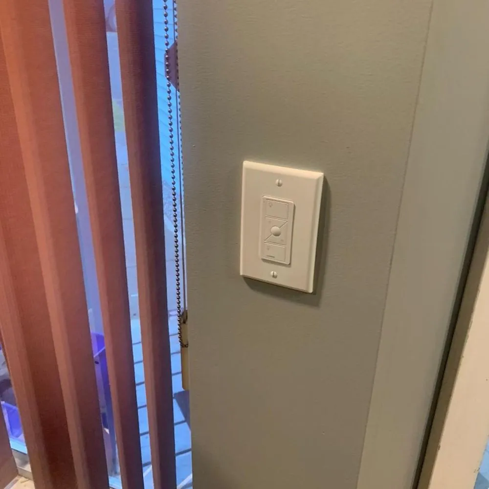 Slide of Peak 24 Hour Electrician