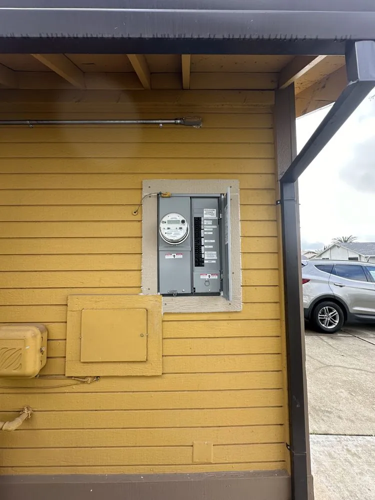 Slide of Peak Electrical Contractors