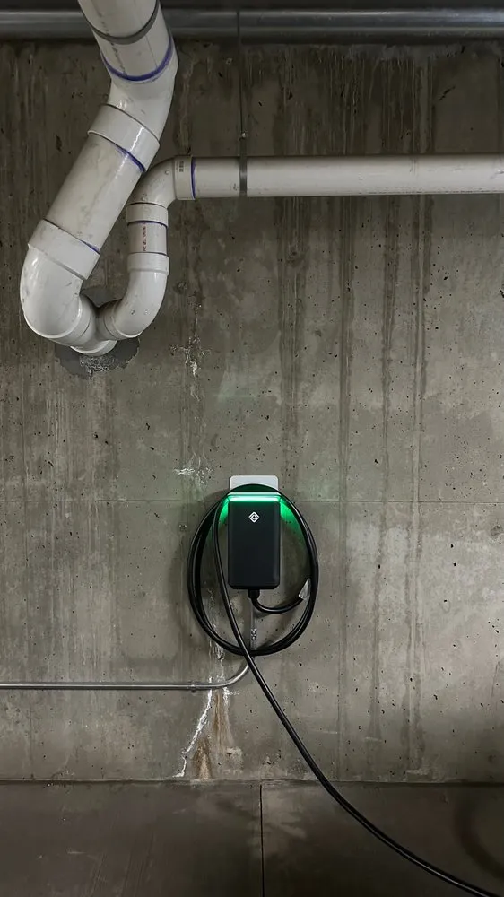 Slide of Peak EV Solutions