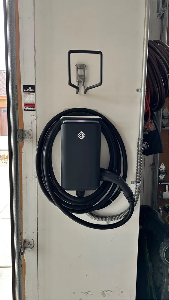 Slide of Peak EV Solutions