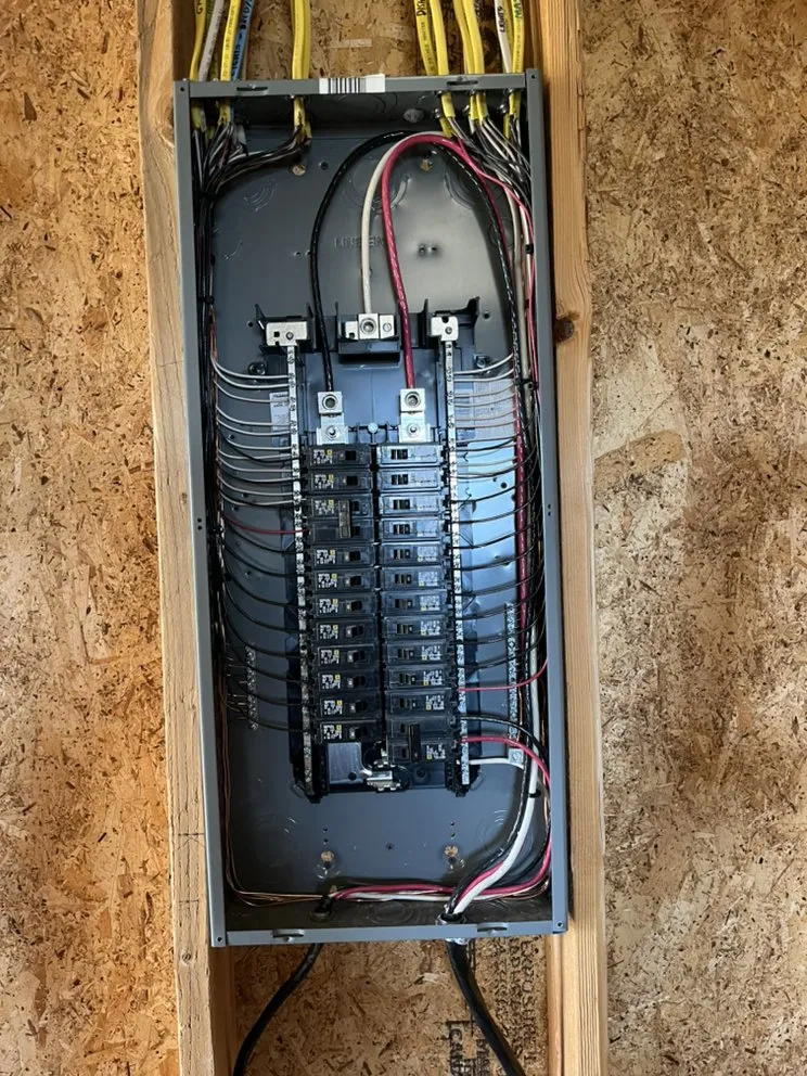 Slide of Pedroso Electrical Services