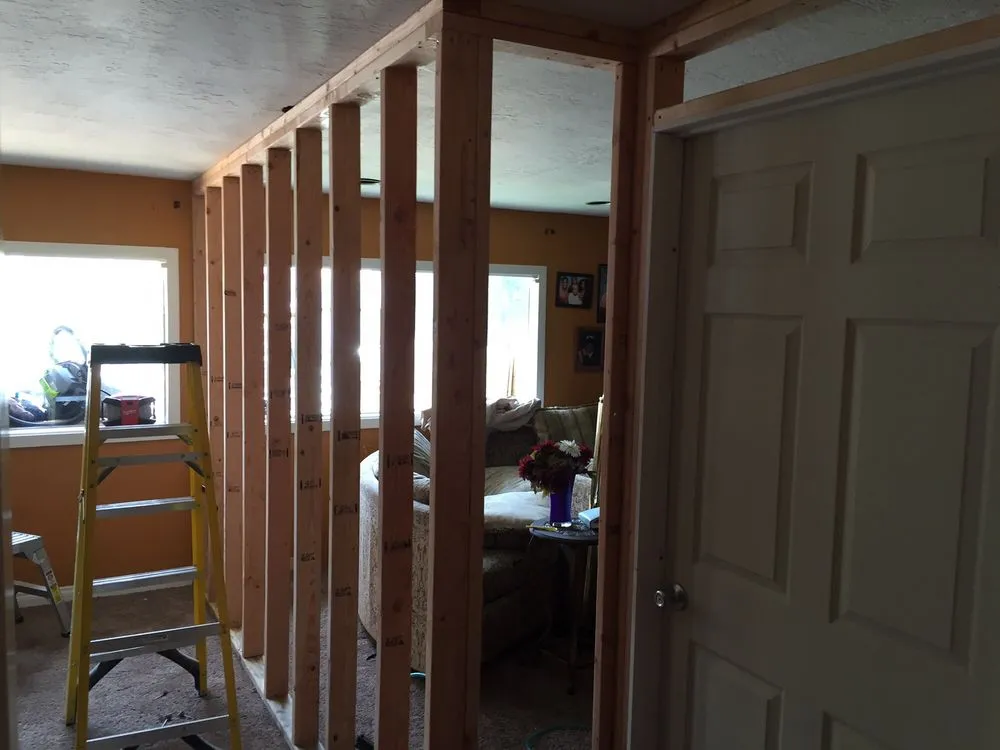 Slide of Pelayo Handyman Services