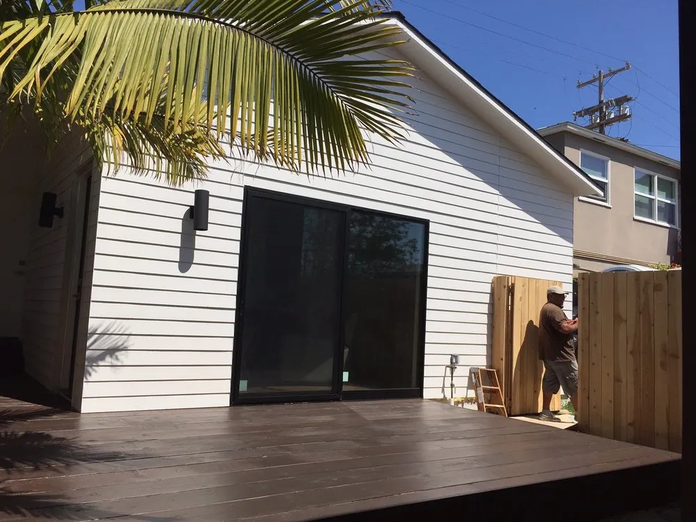 Slide of Pelayo Handyman Services