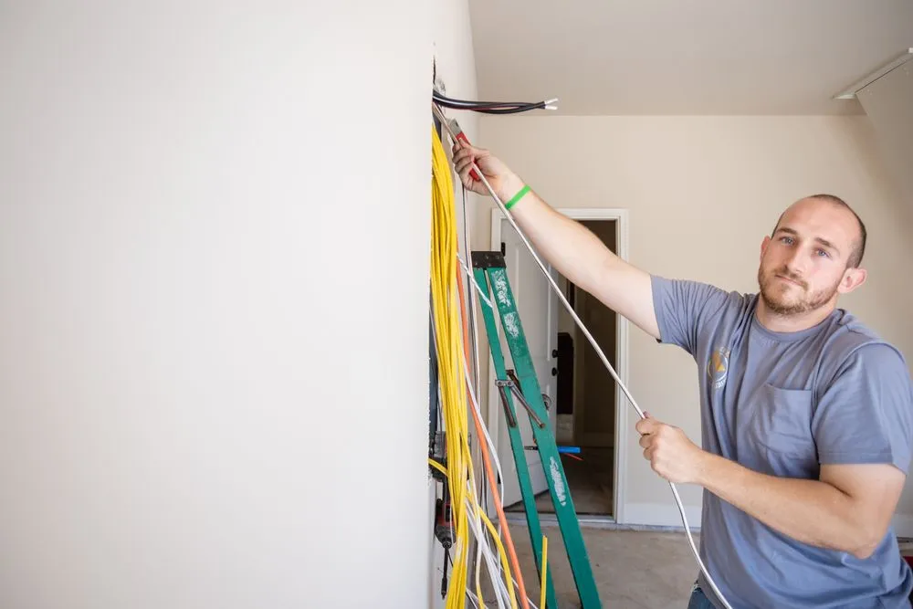 Trusted circuit breaker repair experts serving Theriot, LA - Pelican Electrical Services