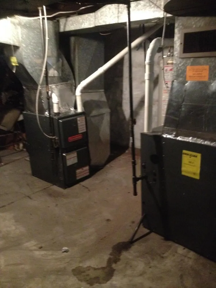 Trusted electrician providing circuit breaker repair in St Louis, MO - Penny Constructors