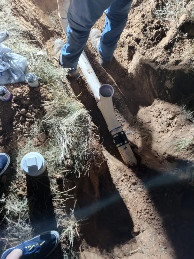 Licensed electrical service for homes in lighting installation,  by 