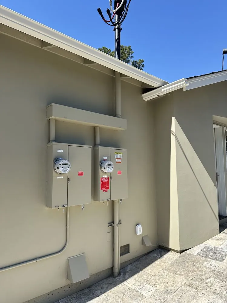 Slide of Peralta Electric