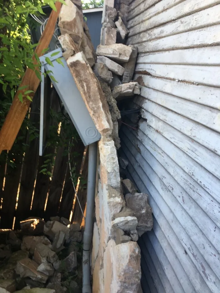 Slide of Perez Electric Services