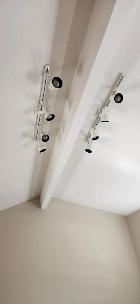 Slide of Perez Electrician